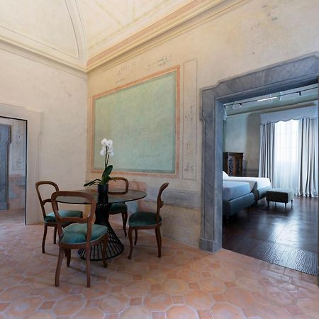 אורבינו Palazzo Giusti Suites And Spa מראה חיצוני תמונה