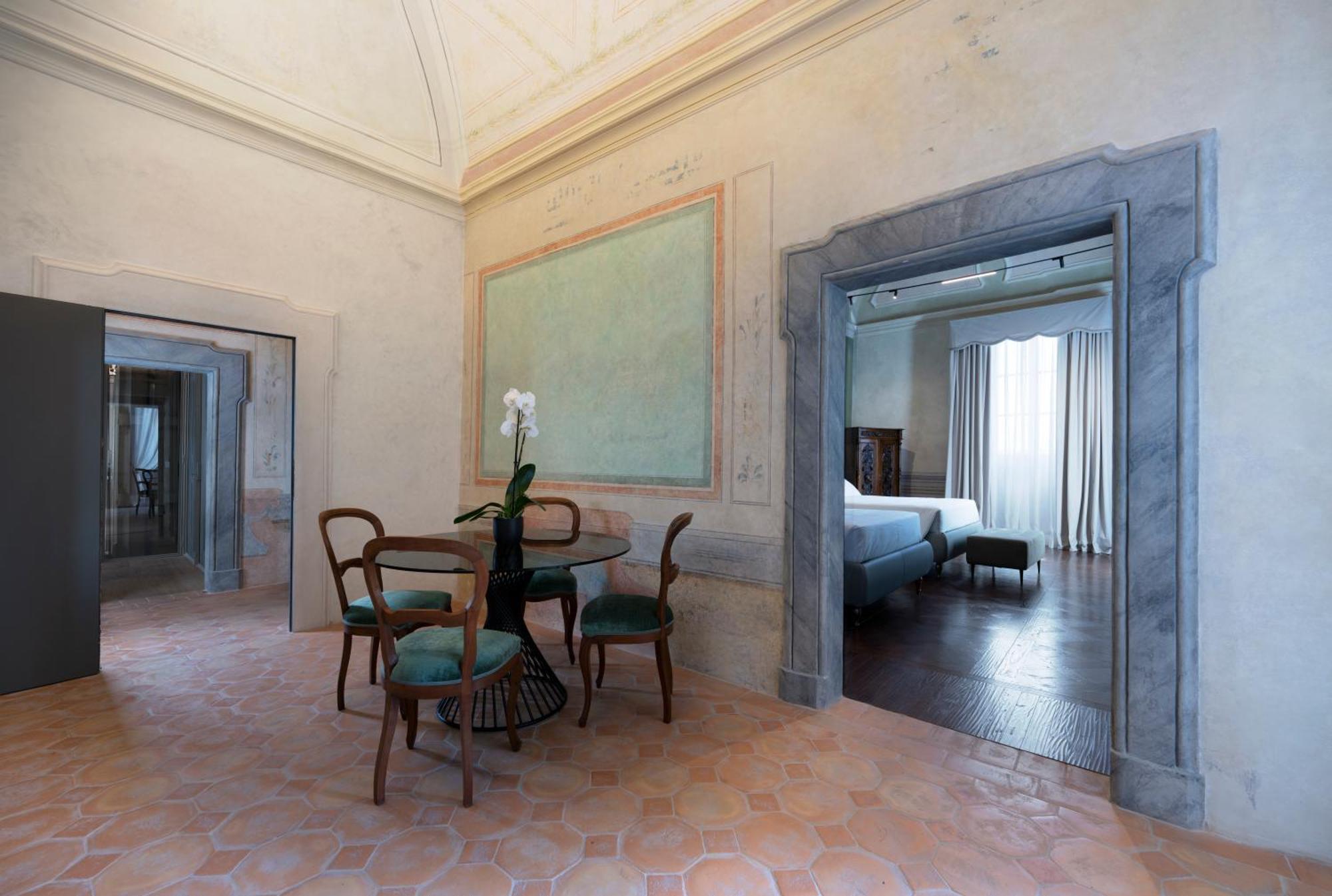 אורבינו Palazzo Giusti Suites And Spa מראה חיצוני תמונה